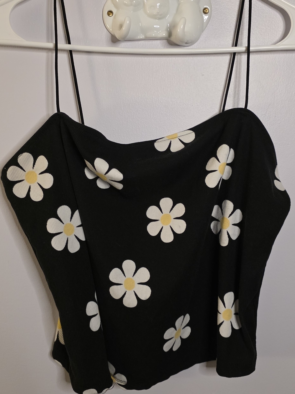 rue+ Black Cropped Tank Top with White Daisy Print Sz 1x